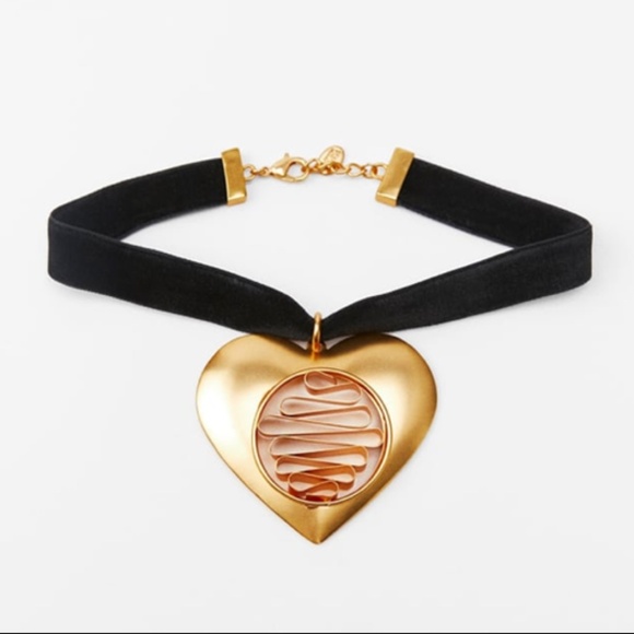 HEART VELVET CHOKER - Picture 2 of 4